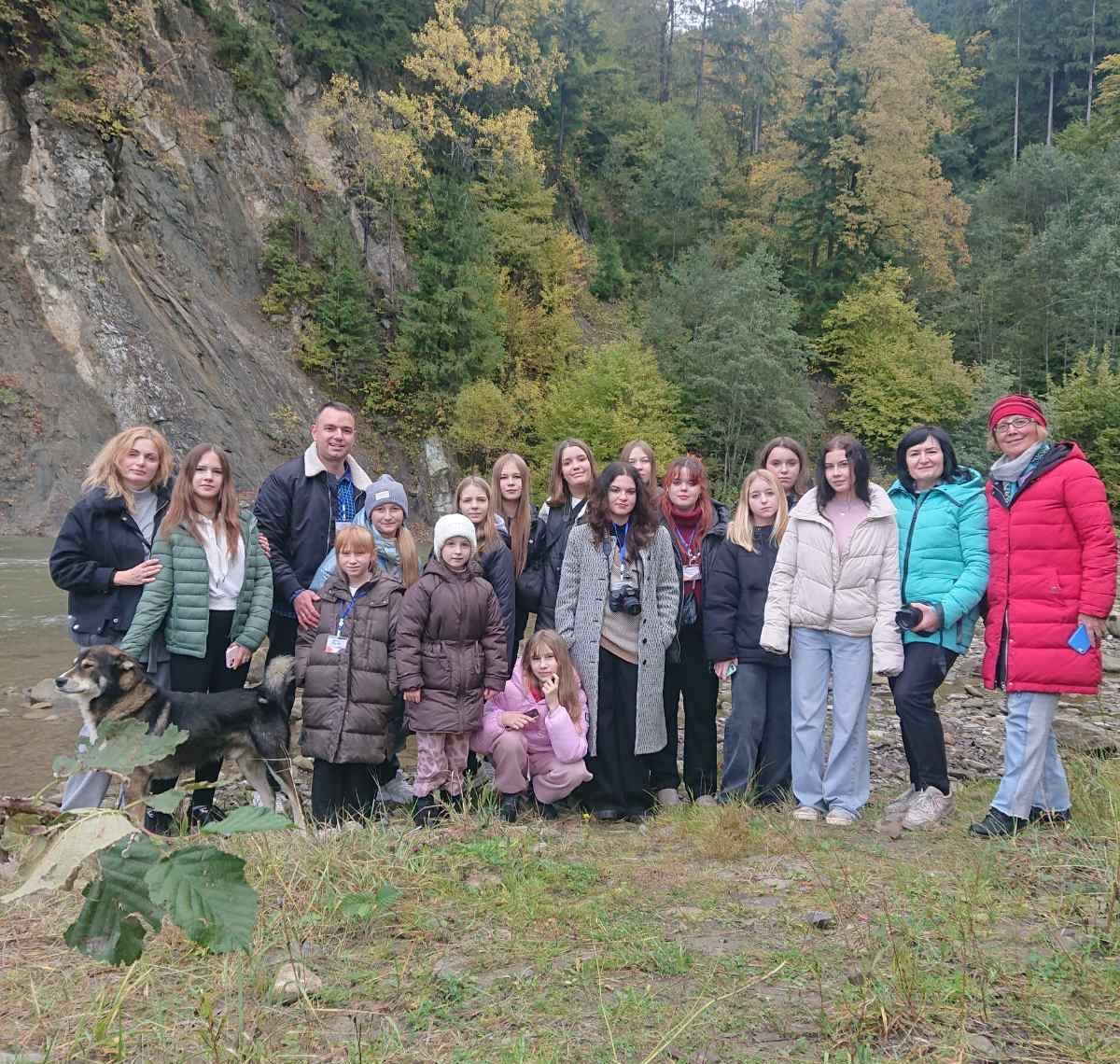 Ось і закінчився XXII Всеукраїнський фото- та кінофестиваль «Осінні барви Буковини – 2025» — неймовірно захопливий, натхненний і сповнений творчої енергії!